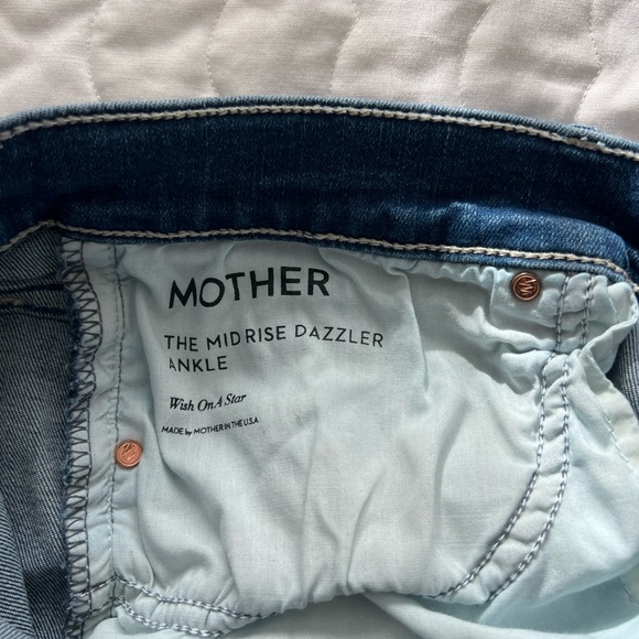 MOTHER The Mid Rise Dazzler Ankle Jeans - Picture 3 of 4